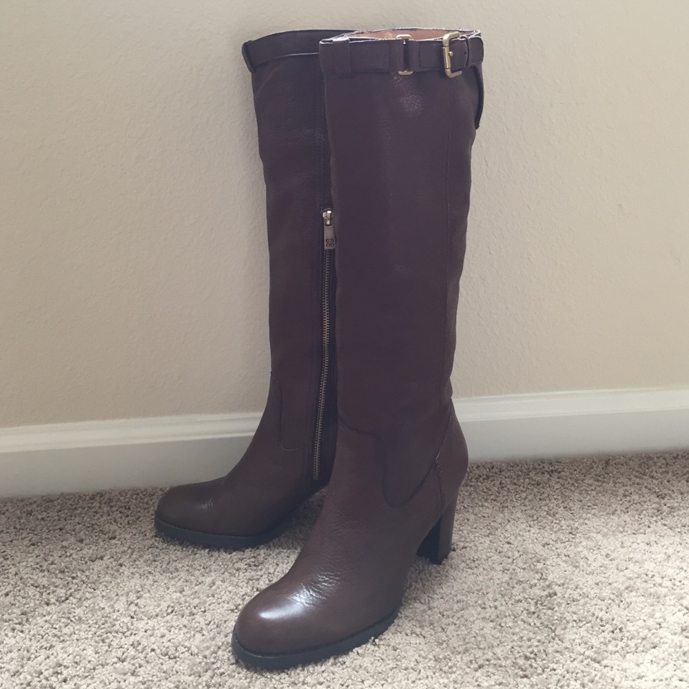 Coach heeled brown boots